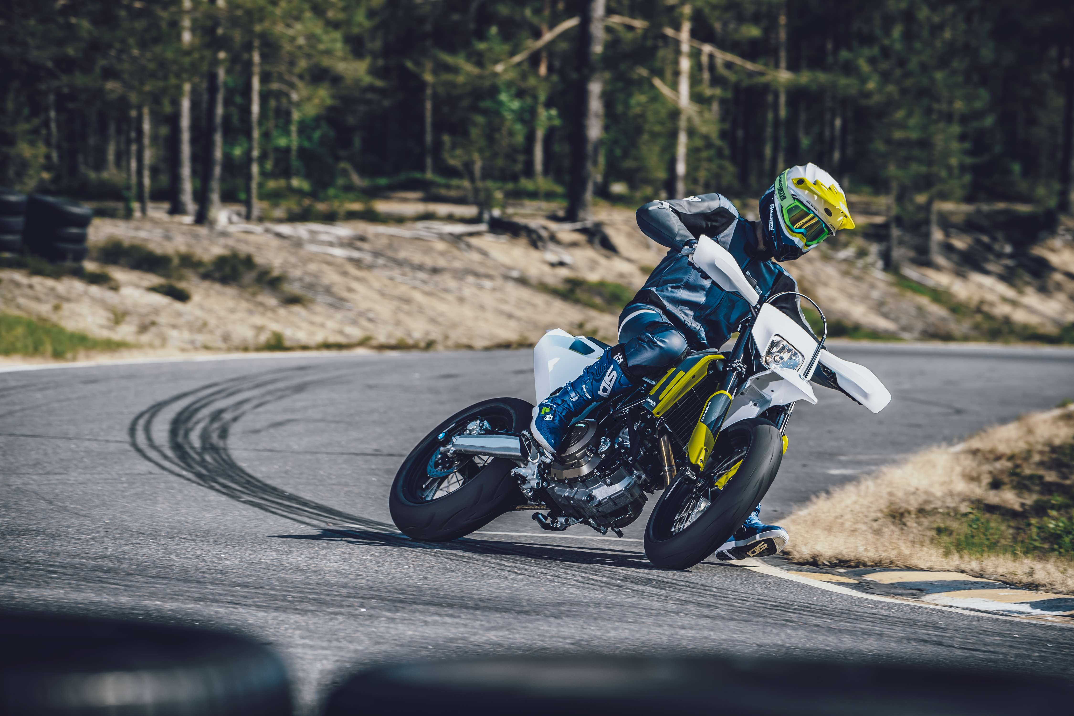 supermoto-header.jpg